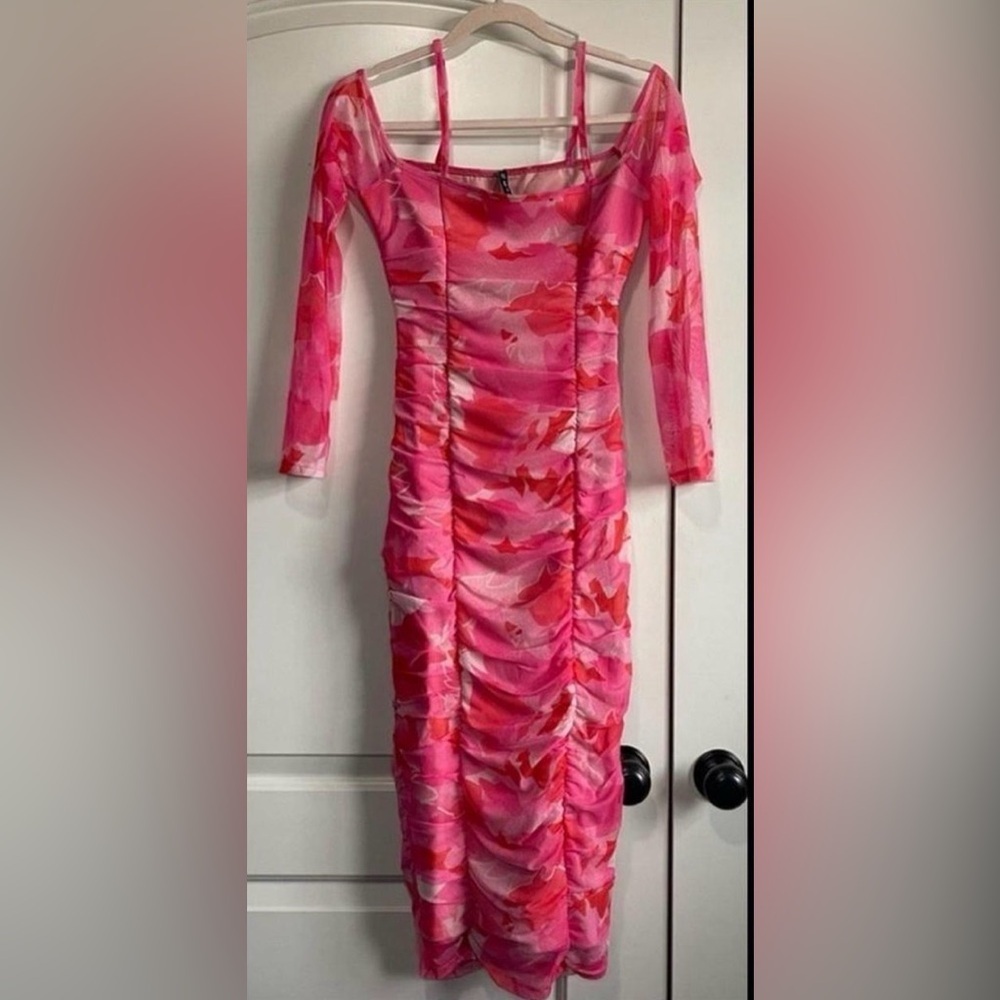 🩷ASOS As You Pink Rushed Midi Dress Off the Shoulder Size 6 - Picture 2 of 10
